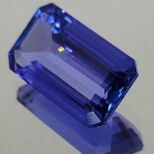 6.3 Carat Emerald Cut VVS Genuine Tanzanite Gem!